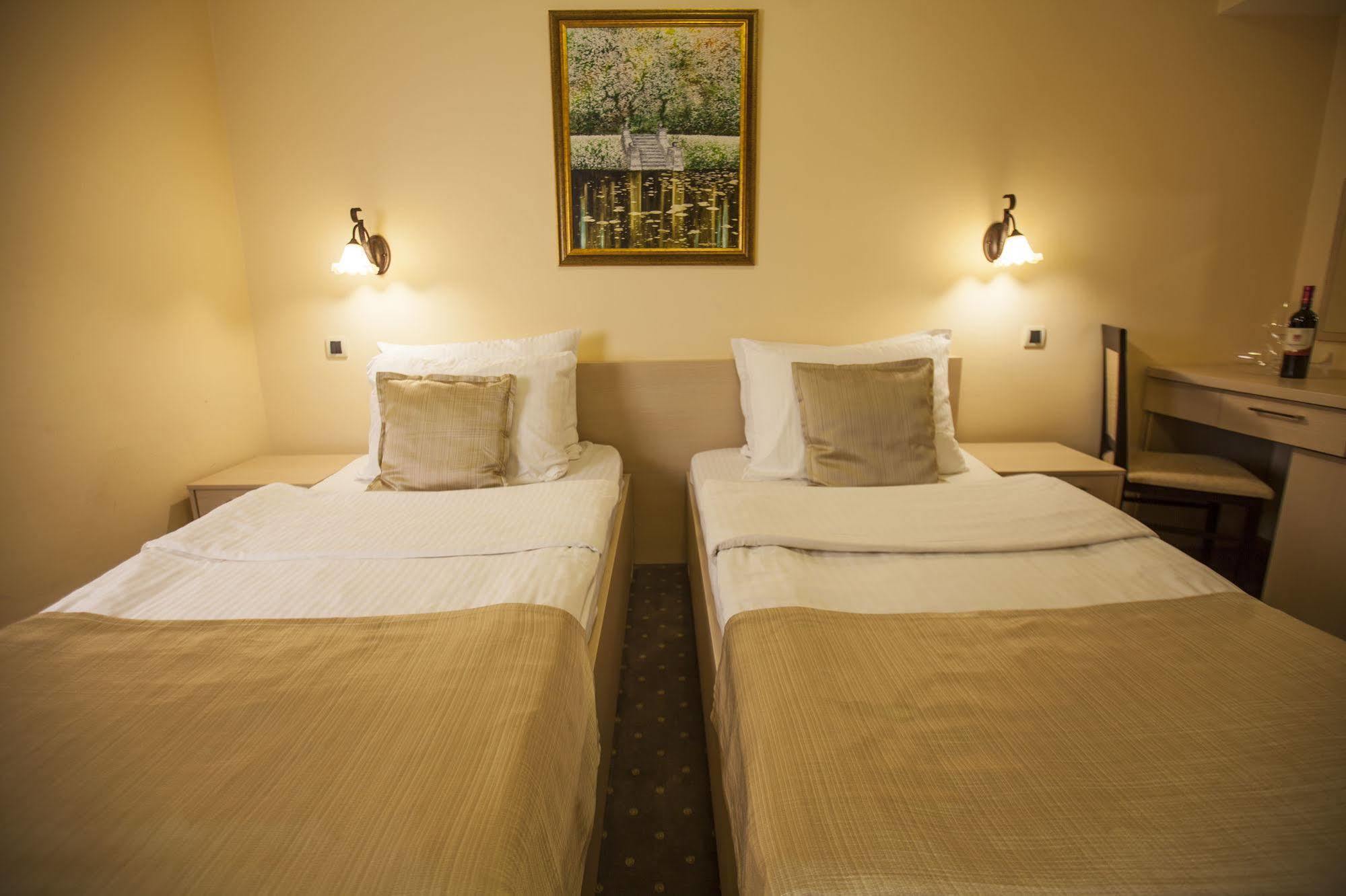 Hotel Srbija Вршац Екстер'єр фото