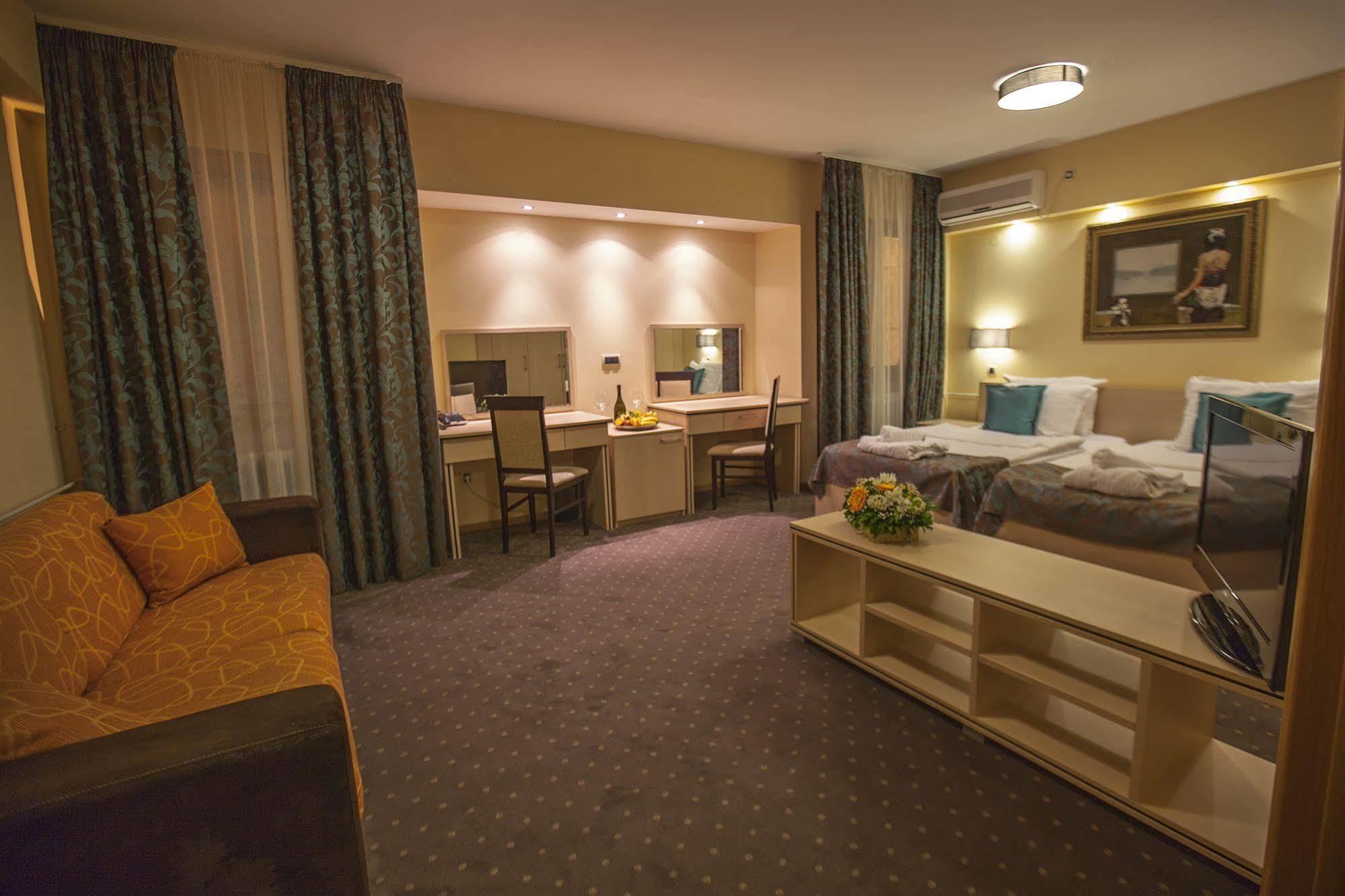 Hotel Srbija Вршац Екстер'єр фото