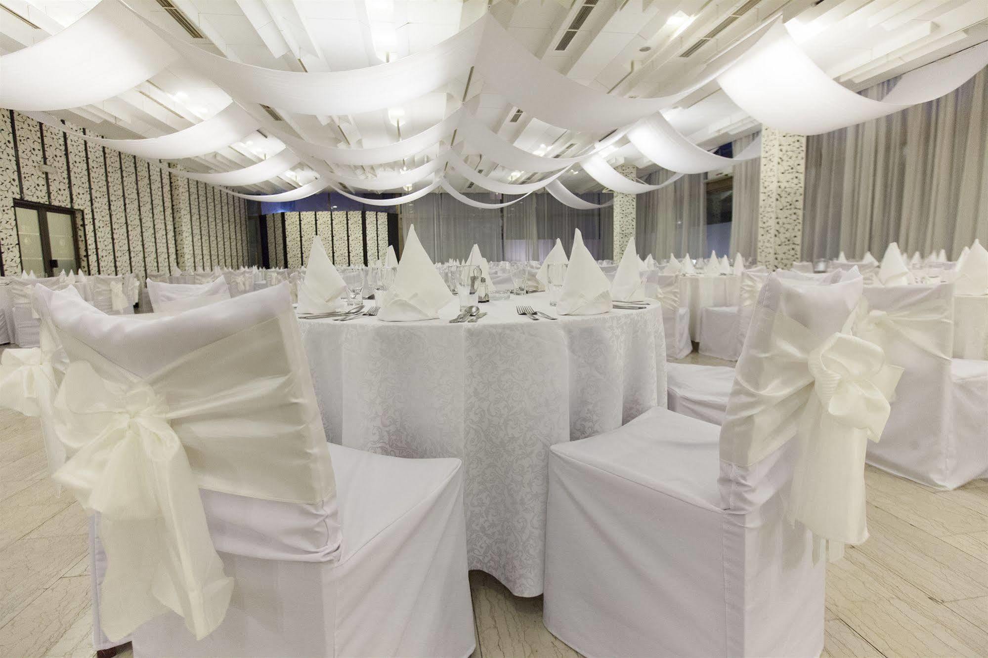 Hotel Srbija Вршац Екстер'єр фото
