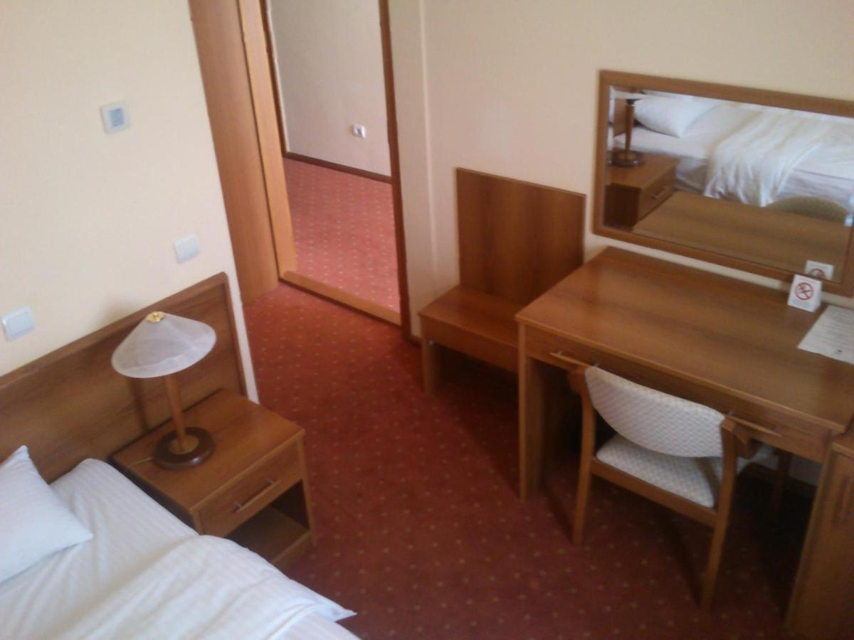 Hotel Srbija Вршац Екстер'єр фото