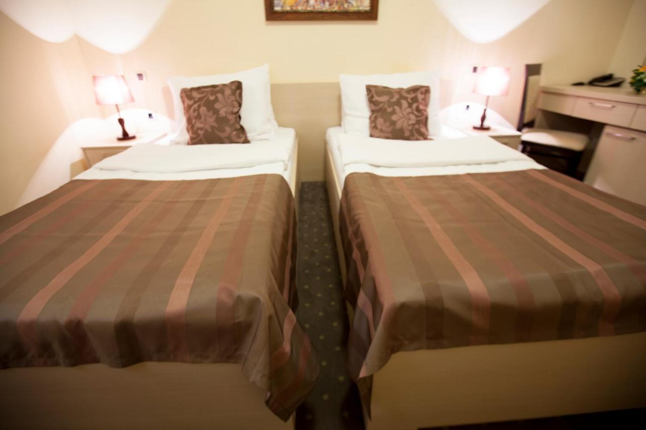 Hotel Srbija Вршац Екстер'єр фото